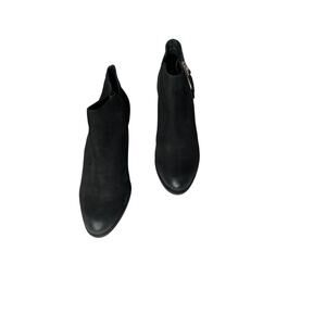 Vionic size 9 booties black velvet chunky block heels Holidays* flaw on toes